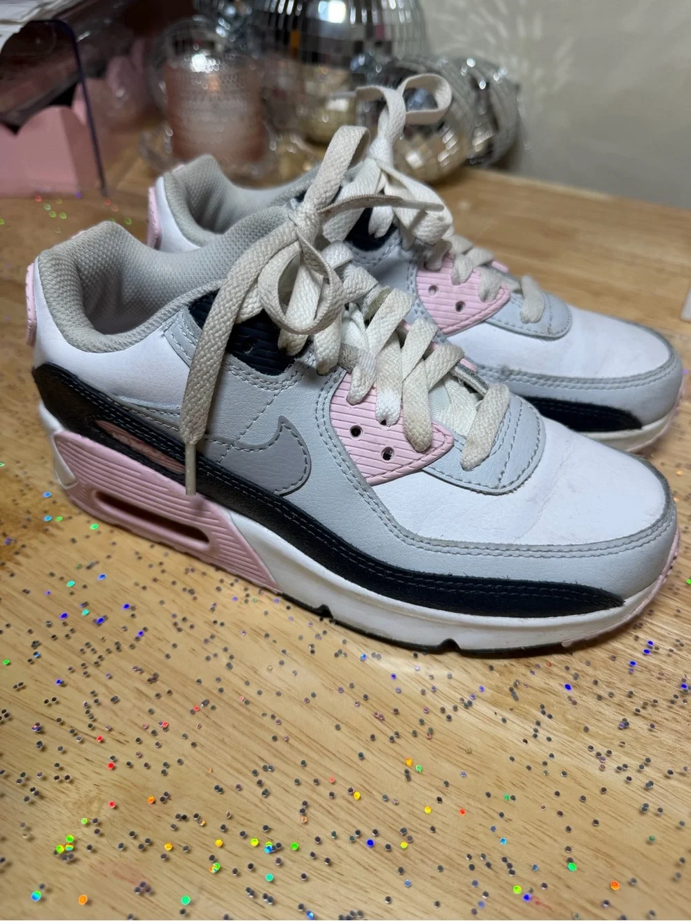Nike Air Max-style White, Pink & Black kids Sneakers